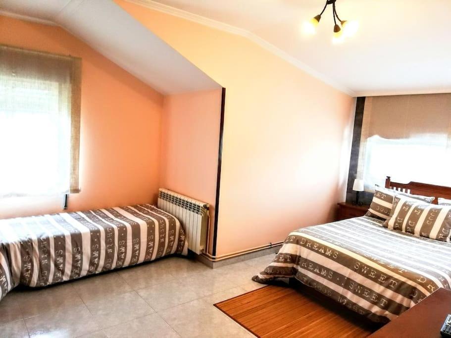 Apartamento En Las Afueras Ribadeo Luaran gambar