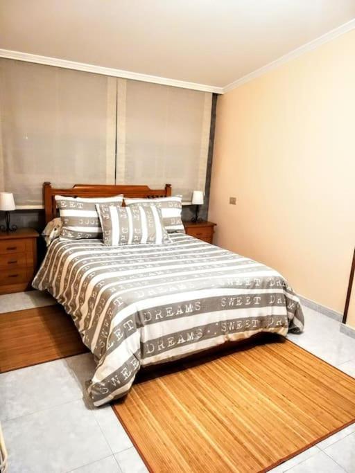 Apartamento En Las Afueras Ribadeo Luaran gambar