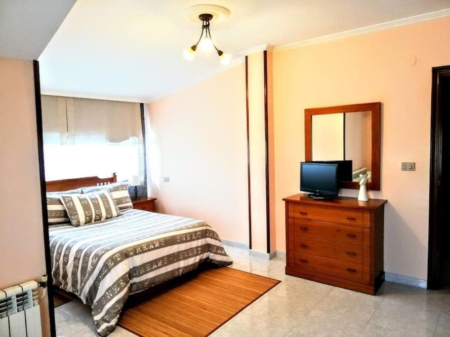 Apartamento En Las Afueras Ribadeo Luaran gambar